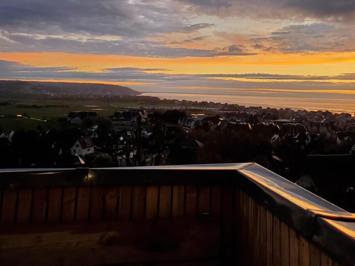 Joli Studio Neuf Vue Mer Proche Deauville Blonville-sur-Mer Bagian luar foto